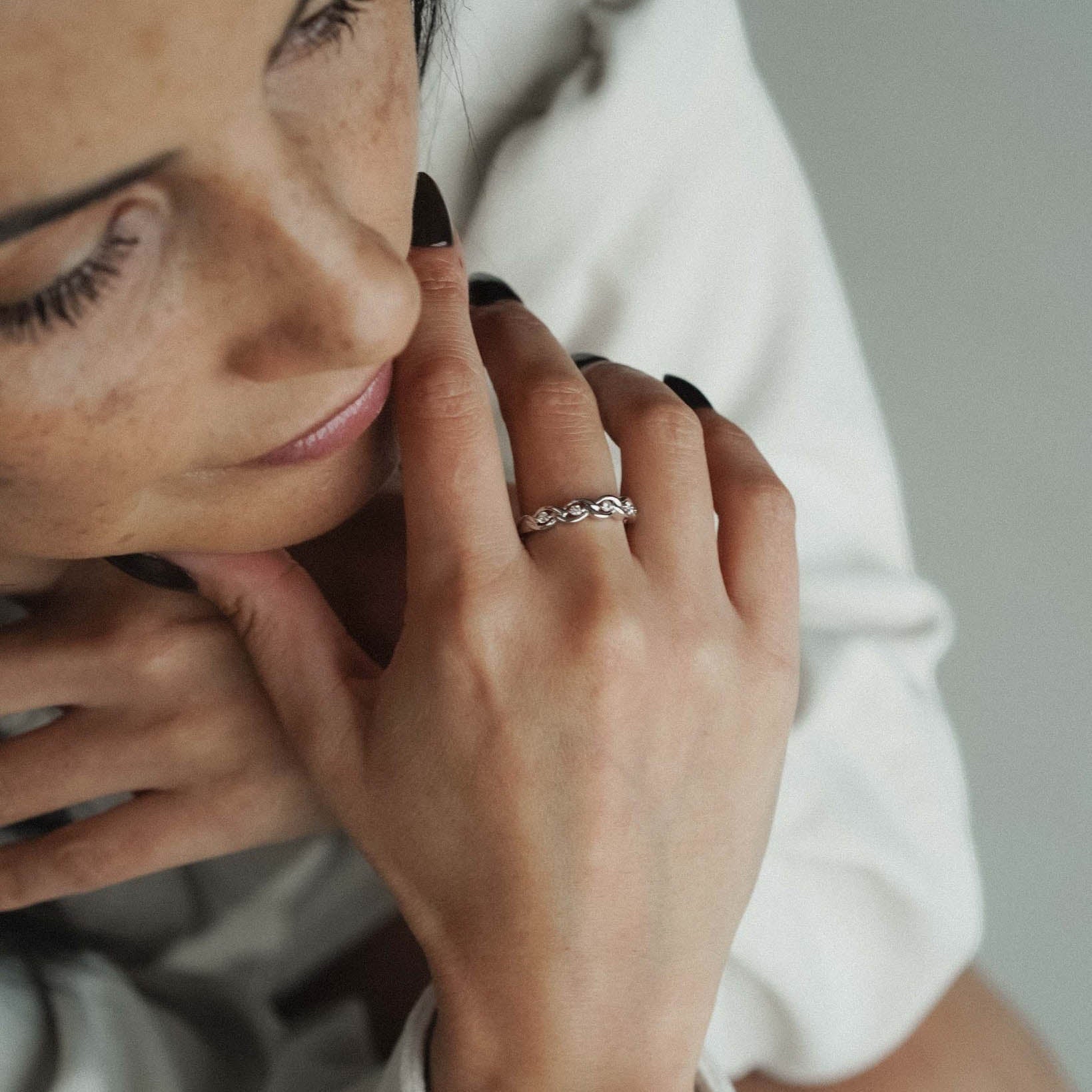 Veya | 14K Diamant Half Eternity Ring - Menina Amsterdam