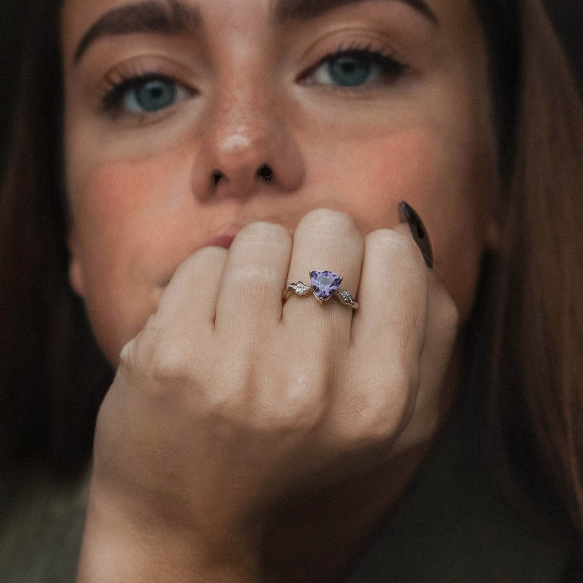 Ysera | Vintage Kwarts Solitaire & Diamant Details Ring - Menina Amsterdam
